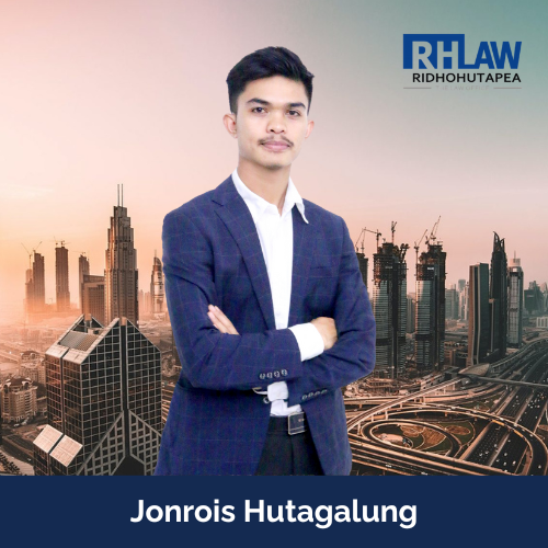 Portrait photo of Jonrois Hutagalung in business suit