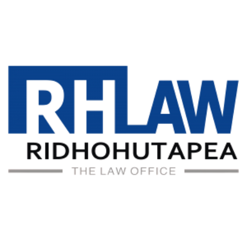 RHlaw Logo